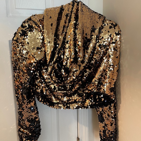 6126 Lindsay Lohan gold sequence pullover - Picture 2 of 4